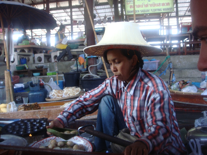 Photo The Floating Market at Damnoen Saduak canals