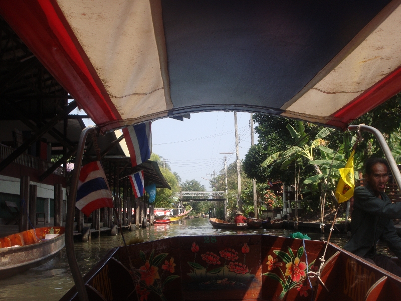 Photo The Floating Market at Damnoen Saduak people