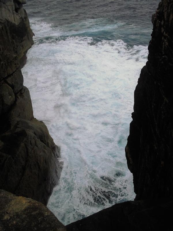 Water flows at The Gap, Albany Australia