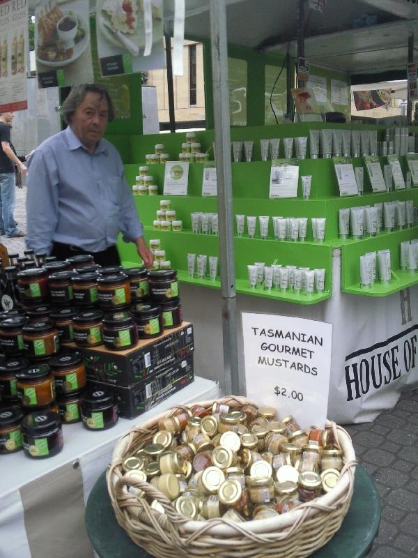 Photo The Salamanca markets in Hobart Tasmania