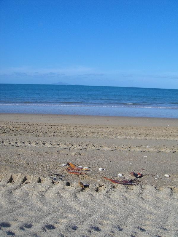 Ocean view on Blacks Beach, Mackay, Australia
