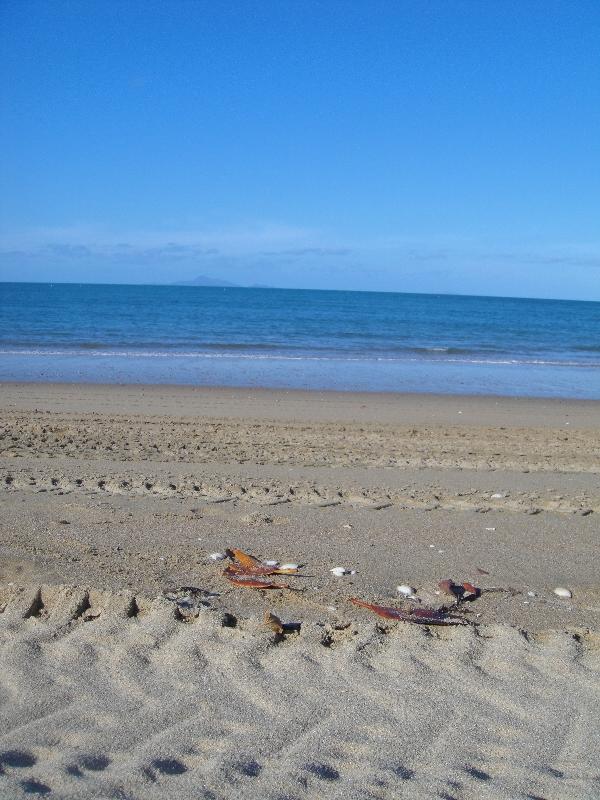 Ocean view on Blacks Beach, Mackay, Australia