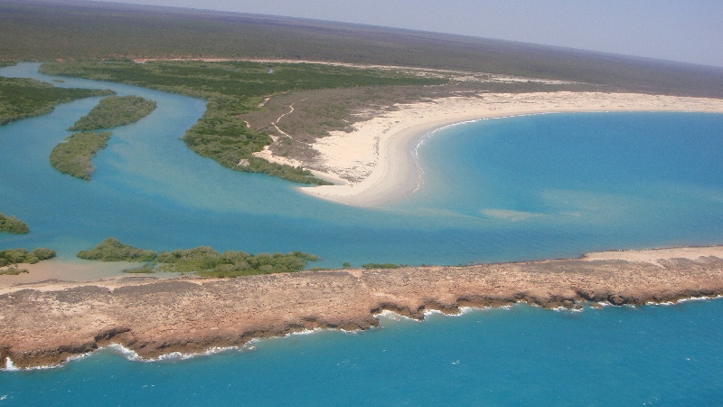 Scenic flight over Willie Creek , Australia