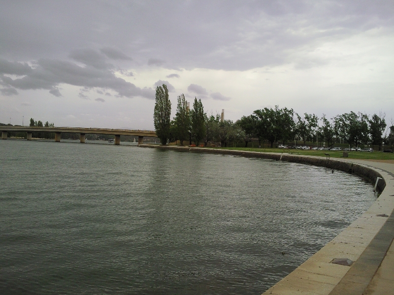 Canberra Australia Pictures of the Lake Burley Griffin