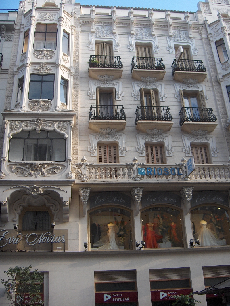 Round trip Spain: Madrid Holiday Adventure