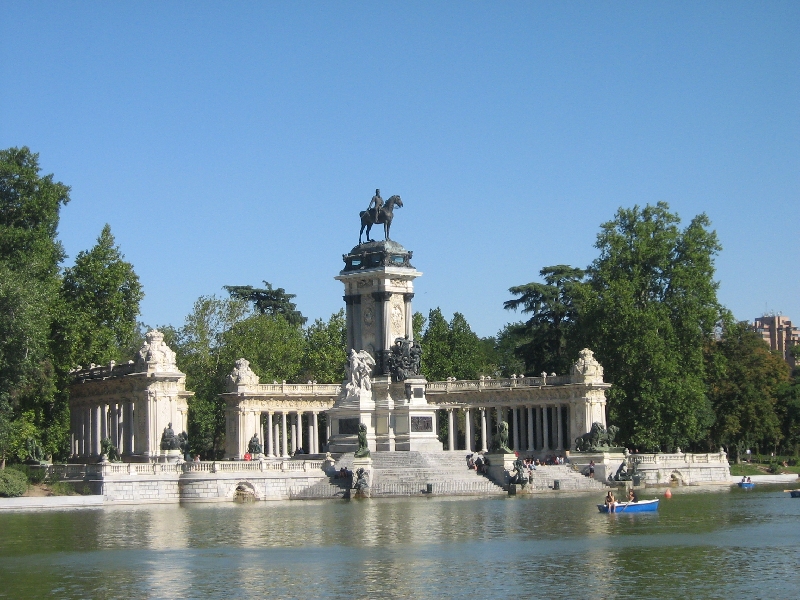 Photo Things to see, visit and do in Madrid exploring