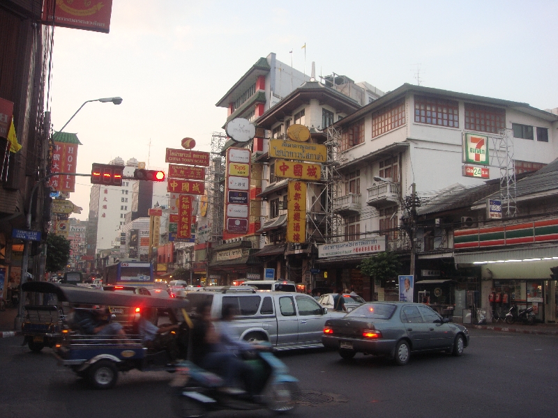 Pictures of Yaowarat Road in Bangkok, Thailand