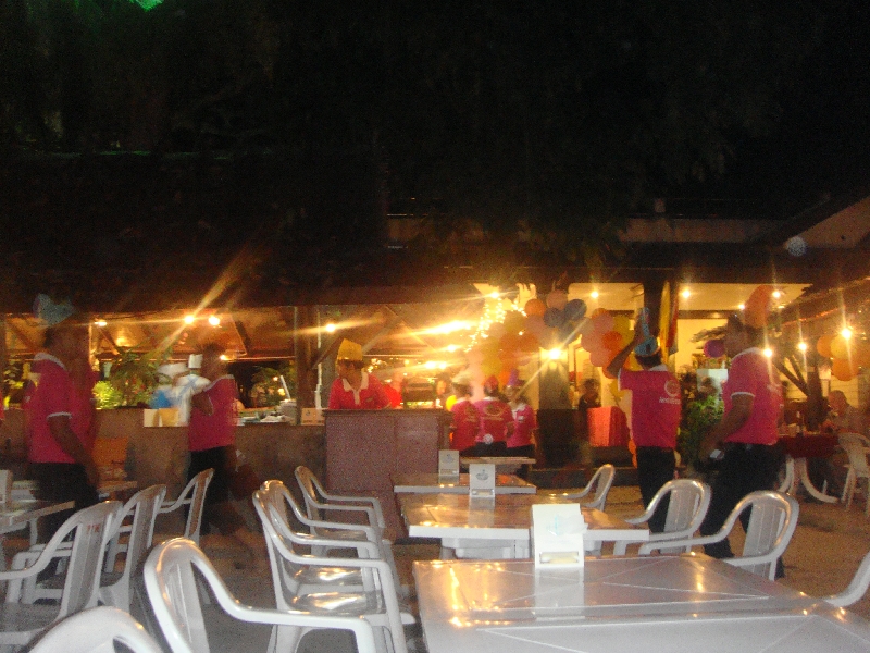 Beach bars on Ko Phi Phi at New Years, Ko Phi Phi Don Thailand