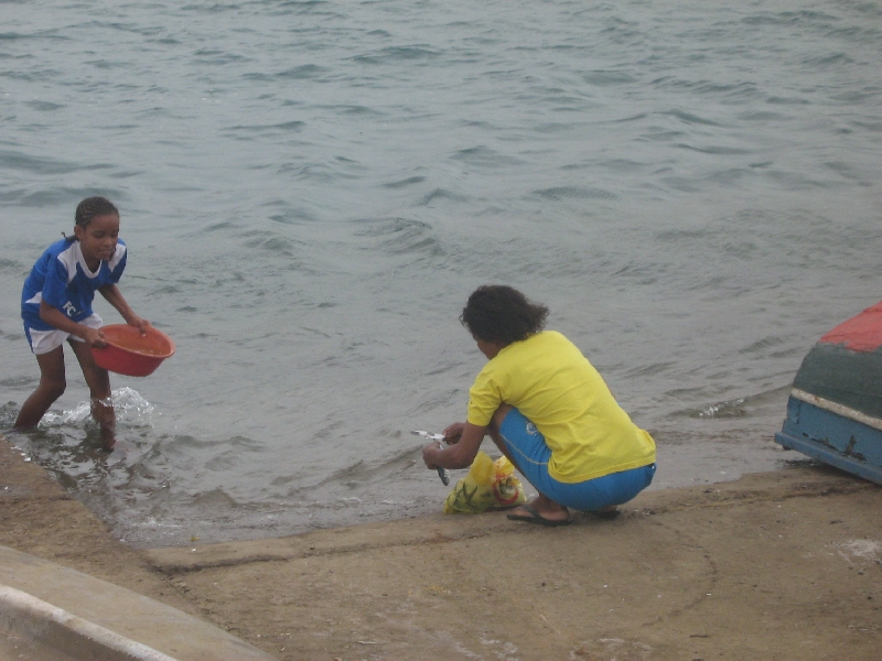 Cleaning the fish in Espargos, Espargos Cape Verde