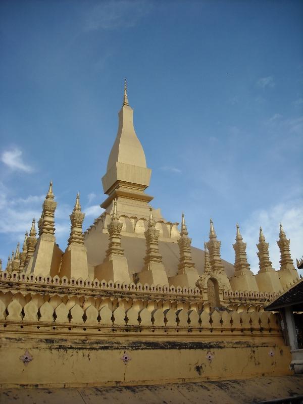 Pictures of Wat Pha That Luang, Laos