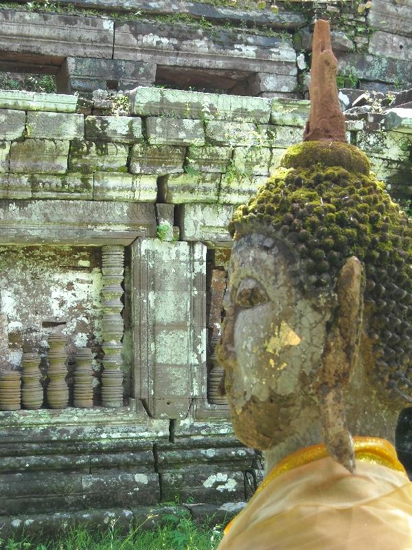 Preah Vihear Cambodia Statue in Preah Vihear Province