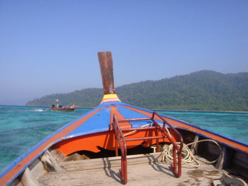 Renting a long tail boat in Thailand, Ko Rawi Thailand