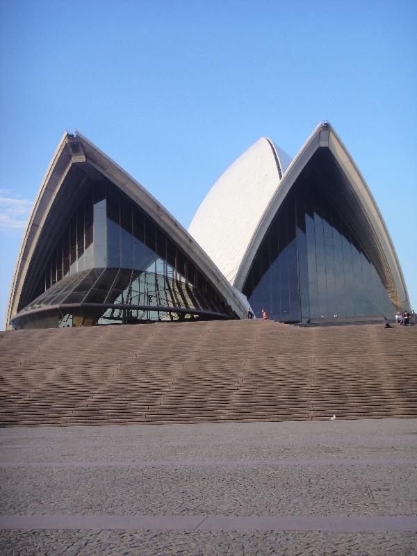 Front picture Syndey Opera House, Sydney Australia