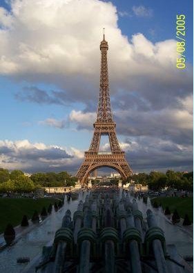 Picture of the Eiffel Tower, France
