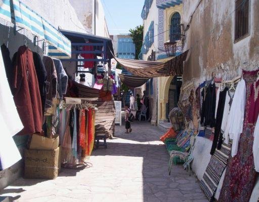 Cheap souvenirs and great weather in Tunis Tunisia Picture Sharing