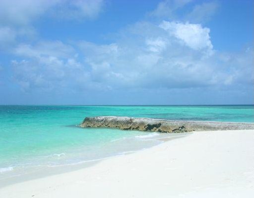 Beach photos of the Giravaru Island, Giravaru Maldives