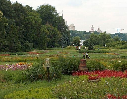 Park Herastrau Enyrance in Bucharest Bucharest  