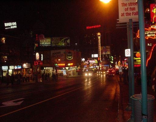 Niagara Falls by night., Niagara Falls Canada