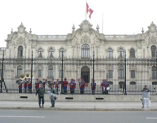 Pictures of the Government Palace, Lima., Lima Peru