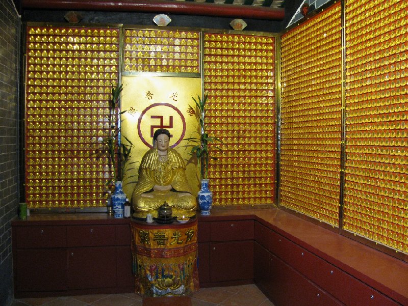 Hong Kong Hong Kong Temple near the station of Hong Kong