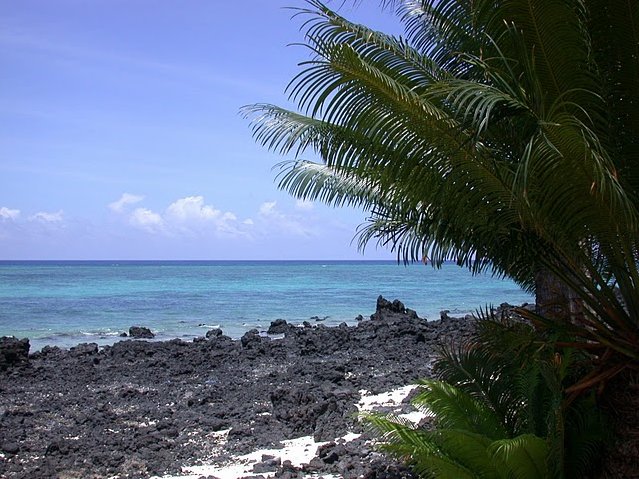 Photo Le Moroni Hotel Comoros harbor