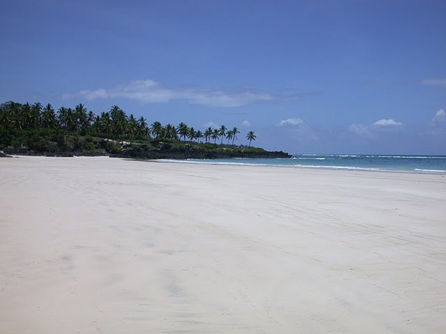 Photo Le Moroni Hotel Comoros Facing