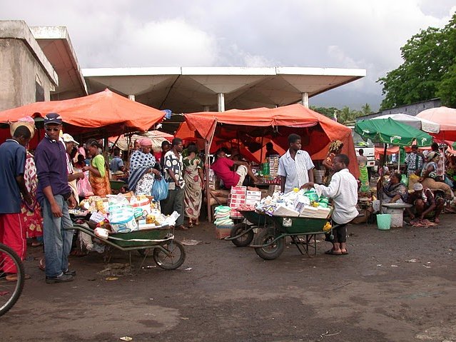 Photo Le Moroni Hotel Comoros buildings