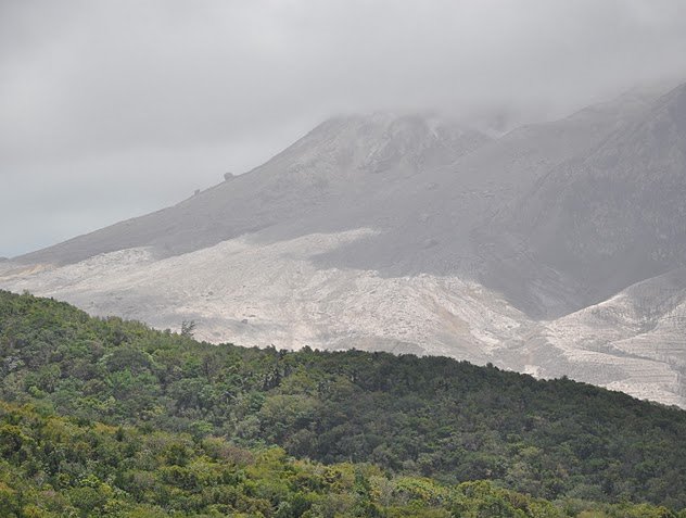 Photo The Montserrat volcano observatory longer
