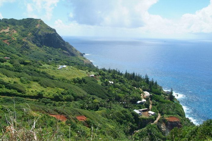 Photo Pitcairn Island photos and travel tips brought