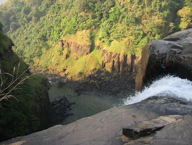 Kinkon Falls and Kambadaga Falls Pita Guinea Diary Pictures
