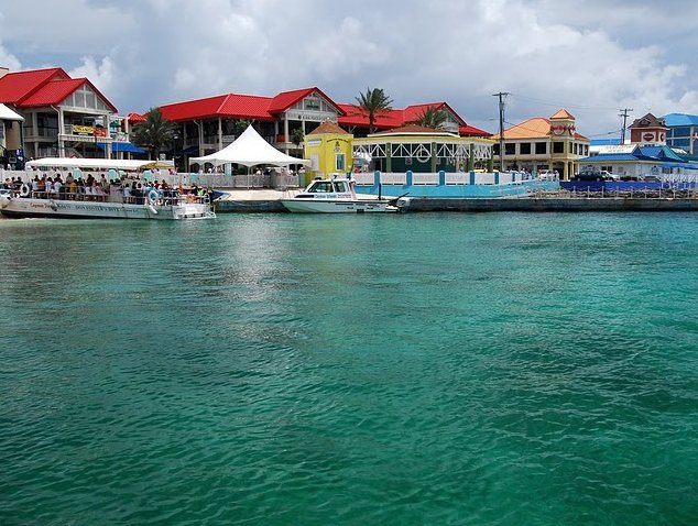   George Town Cayman Islands Blog Experience