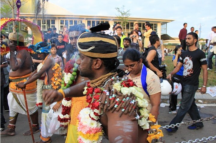 Photo Thaipusam festival 2010 carying