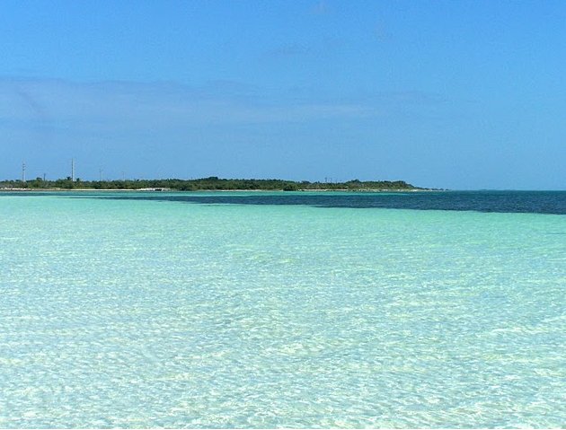 Photo Romantic getaway in Florida coming