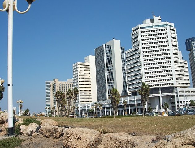 Photo Tel Aviv to Jerusalem husband