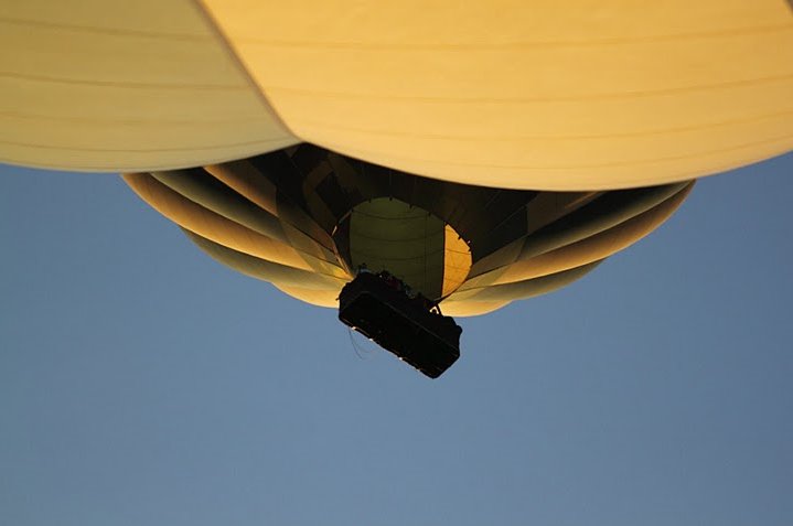 Photo Balloon safari Serengeti surreal