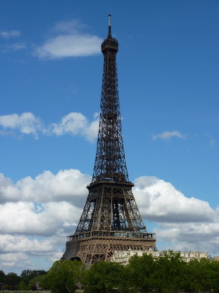 Photo Weekend getaway to Paris booked