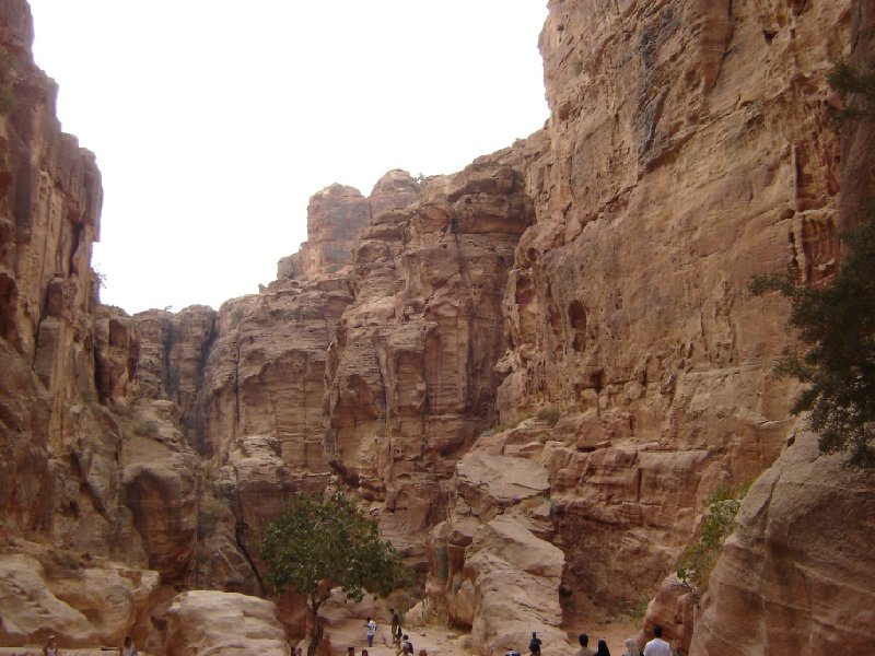 Photo The great temple of Petra cracks