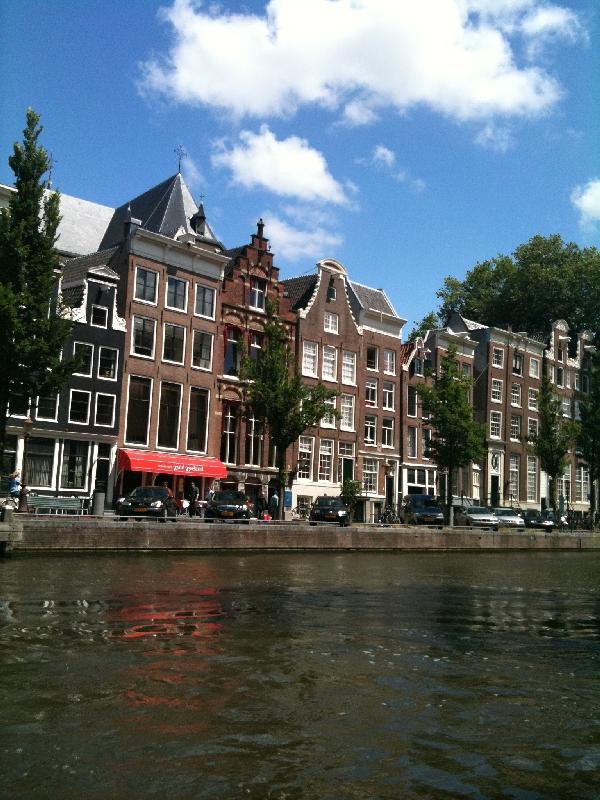 Photo Amsterdam canal boat rides leading