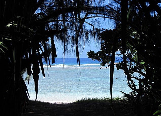 Two Lovers Point Guam Tamuning Holiday Pictures