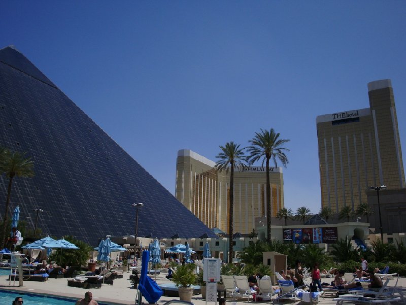 Pictures of the Luxor Hotel, United States