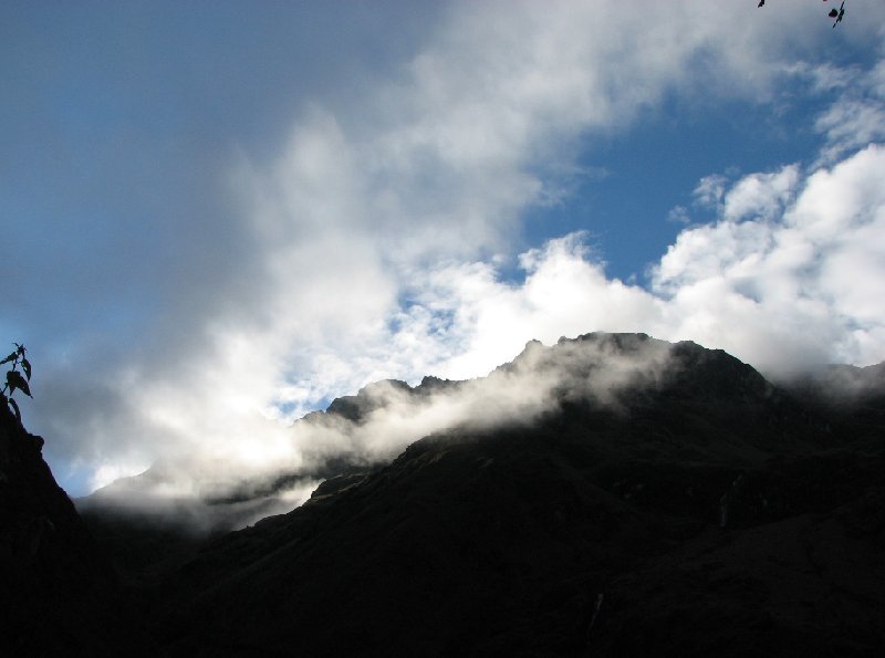 Photo Inca trail to Machu Picchu starts