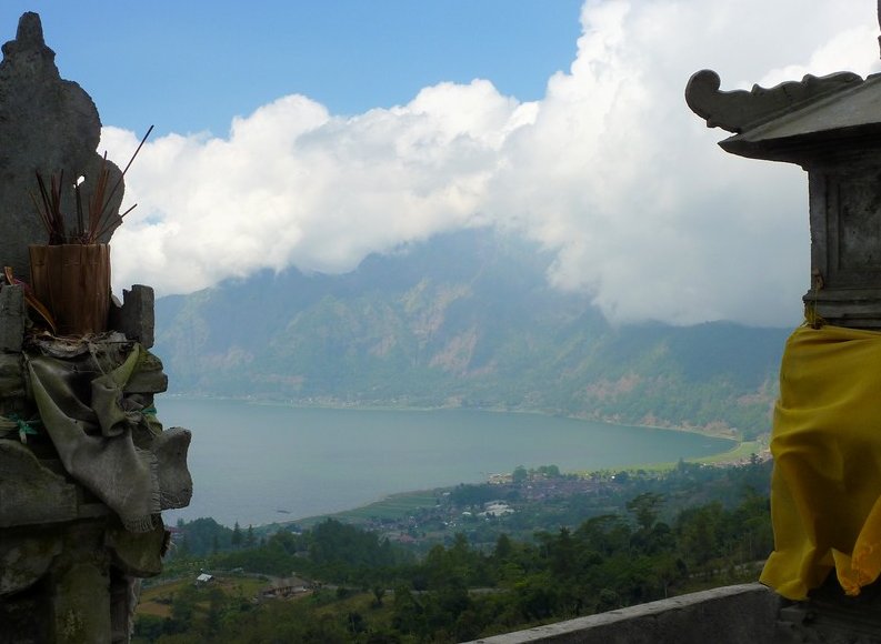 Photo Mount Batur Bali temple