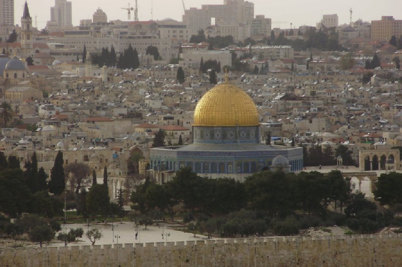 Photo Walking tours in Jerusalem looking