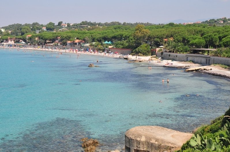 Photo Beach holiday in Sardinia restaurant