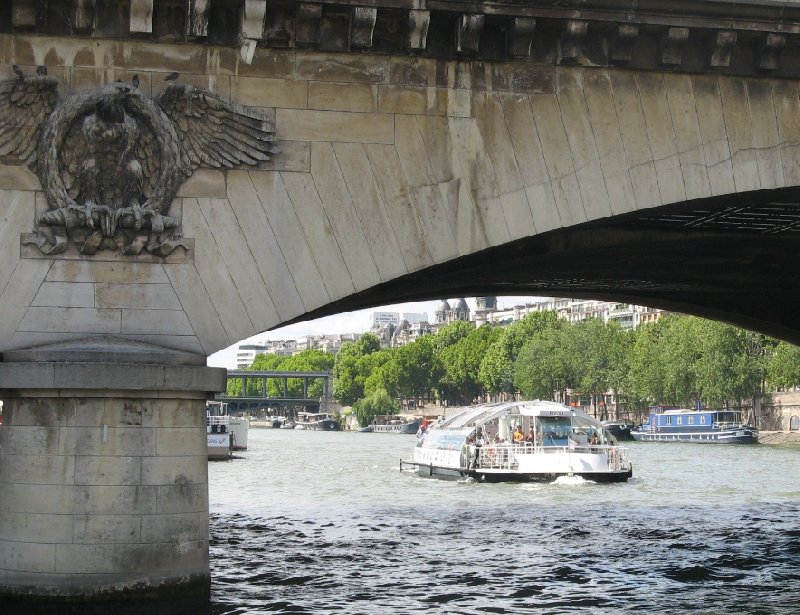 Photo Summer in Paris friends