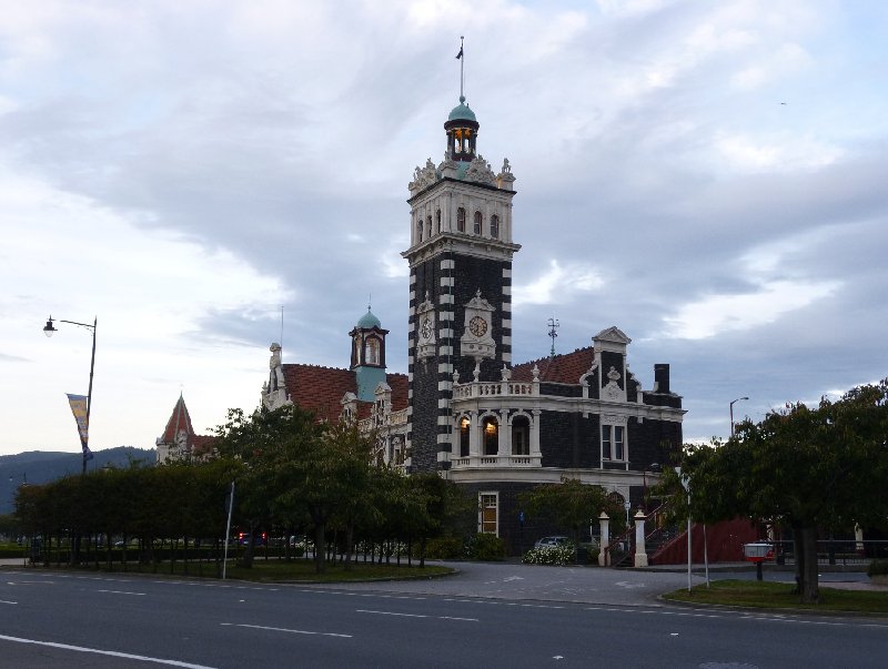 Travelling Otago Peninsula, New Zealand Dunedin Trip Picture