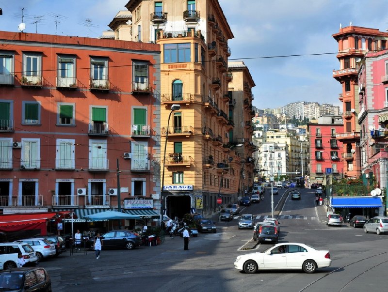   Naples Italy Information