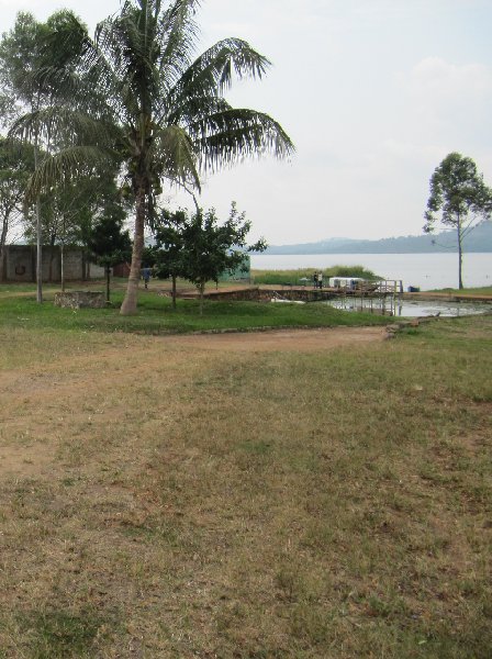 Photo Lagoon Resort Kampala landed