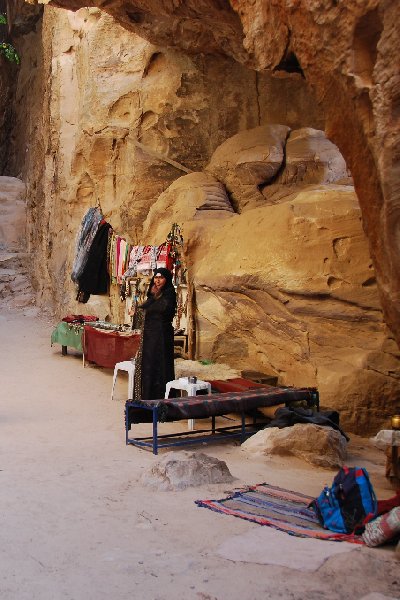 Photo Petra and Wadi Rum tours people