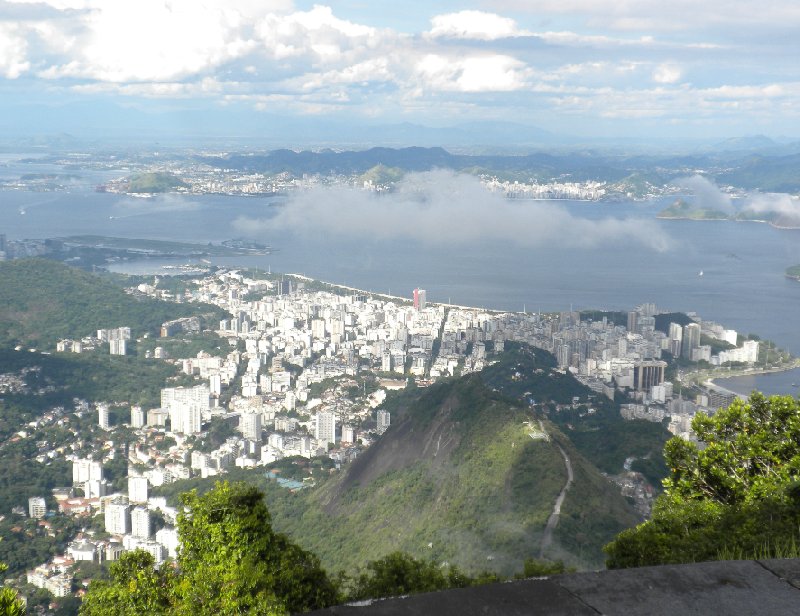 Photo Rio de Janeiro Day Tour to Mt Corcovado friend